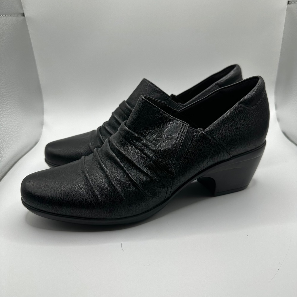 Clarks Collection Maye Cove Black Leather Ruched Slip On Block Heel Shoes 8.5M